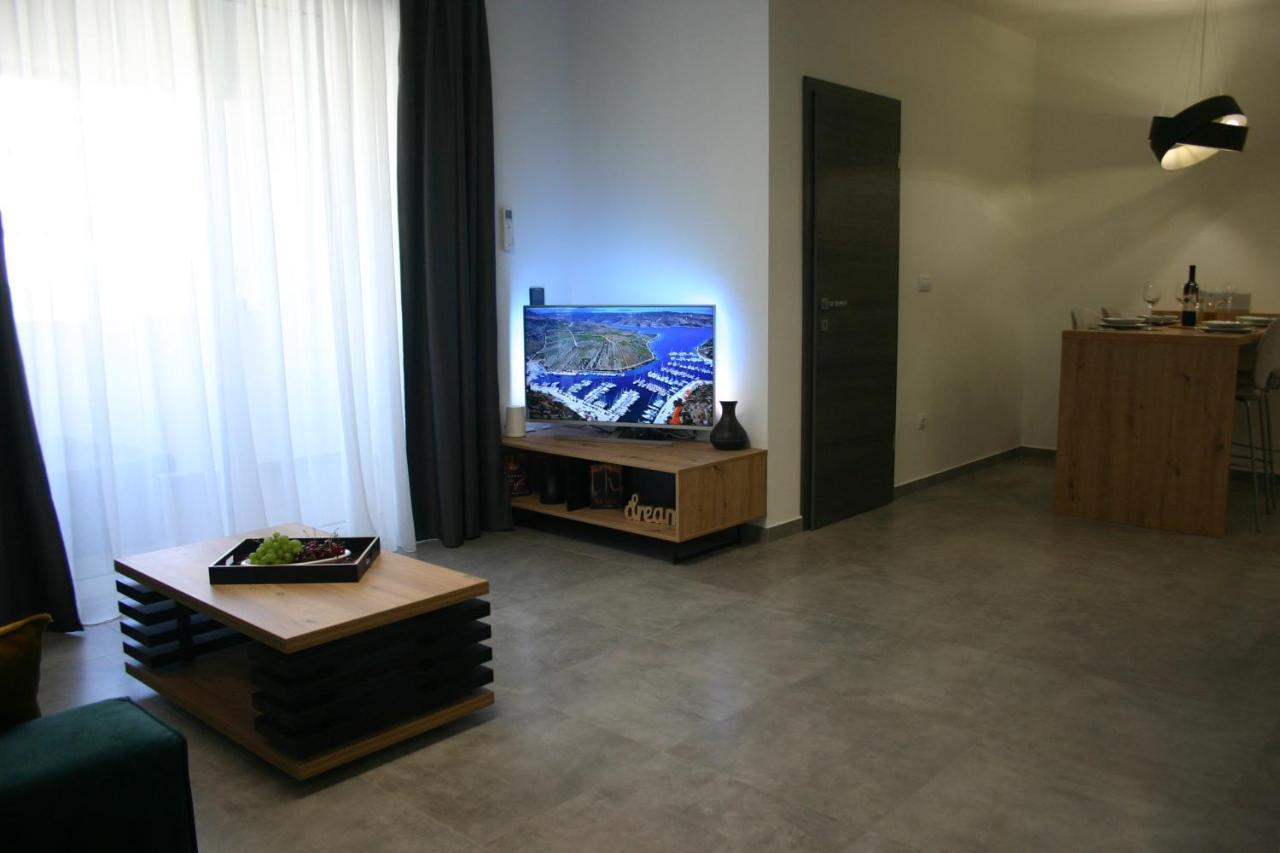 Next Door Apartment Maro & Ivan Нивице Экстерьер фото